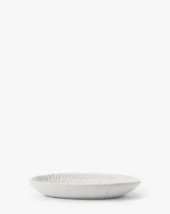 Cressida Stoneware Plate 7 Cressida Stoneware Plate -Decoration Series Store CressidaStonewarePlate MKTN1094 WHT DP D1 T