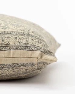 Danny Floral Print Pillow Cover -Decoration Series Store DannyFloralPrintPillowCover MPLW0641 BLU 22x22 D1 3db0e7e4 2f5e 4773 a636 3f375910307c