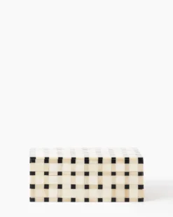 Grid Patterned Box