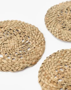 Joanie Woven Coasters (Set Of 4) 9 Joanie Woven Coasters (Set Of 4) -Decoration Series Store JoanieWovenCoasters Setof4 MKTN1023 NAT S4 D2