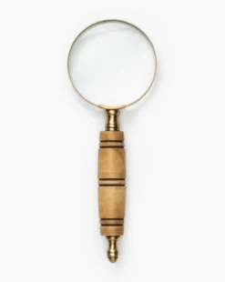 Mortimer Magnifying Glass