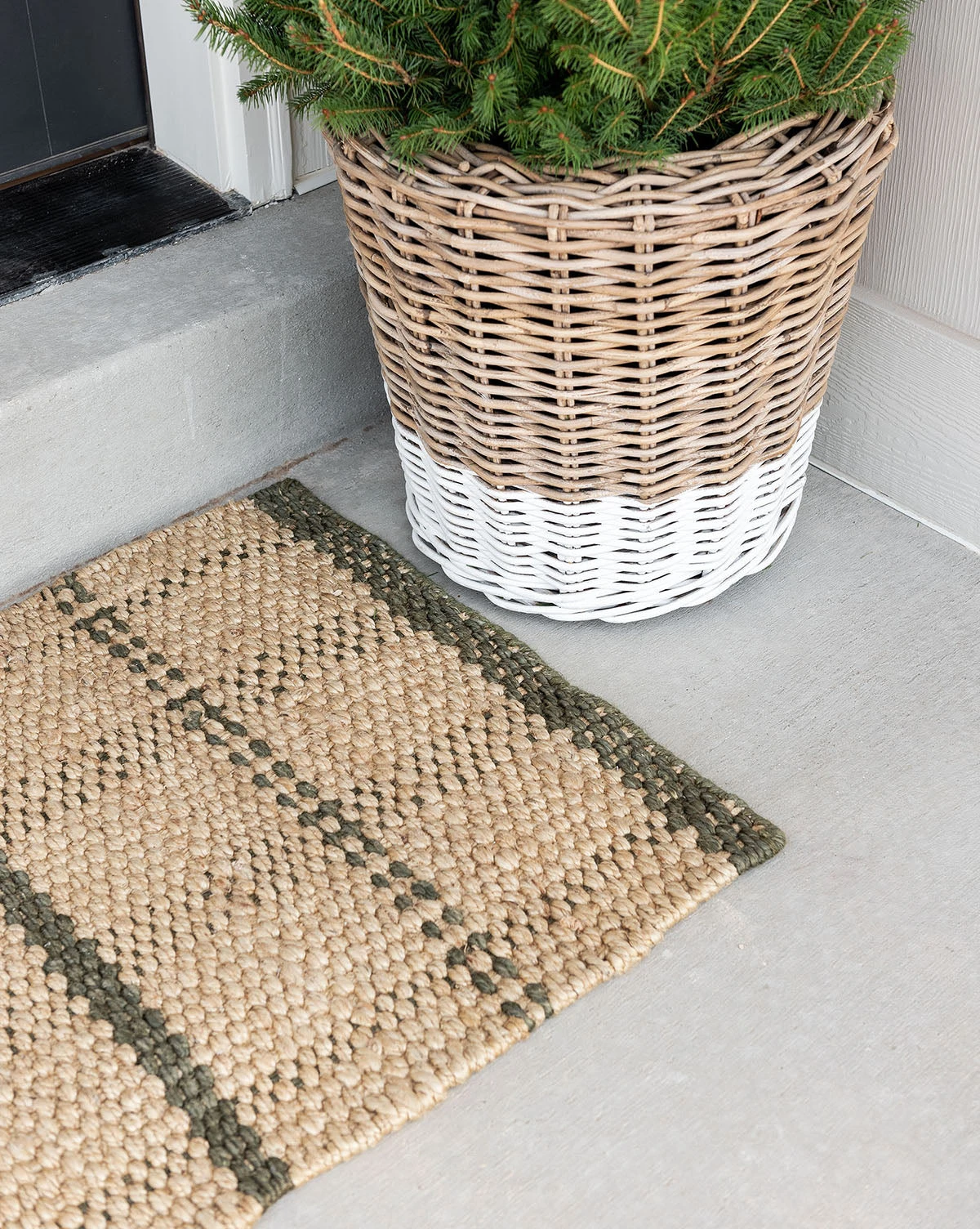 Simple Checkered Jute Doormat 2 Simple Checkered Jute Doormat - Image 2