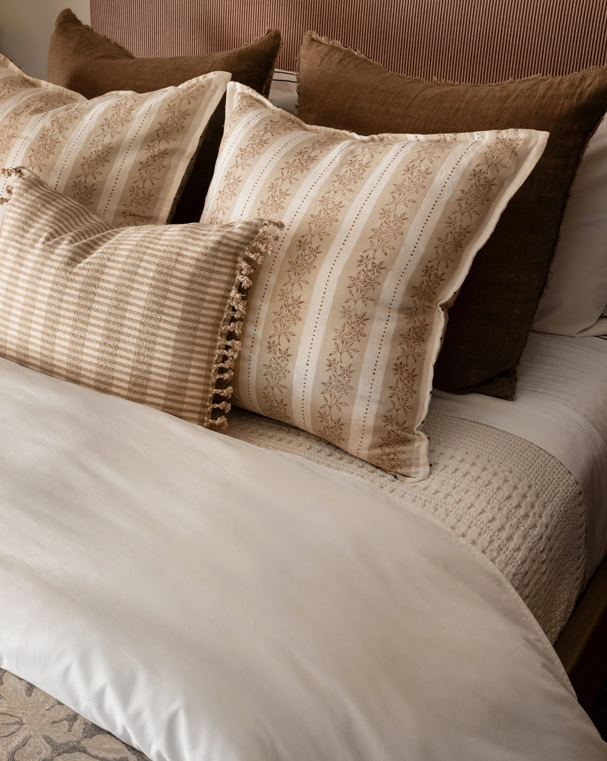 Adriana Pillow 2 Adriana Pillow - Image 2