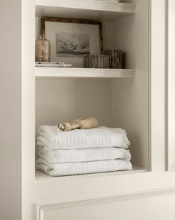 Ethereal Clouds -Decoration Series Store winter templated 61 c4d086ff f101 4cdf baa5 0259e2a02321